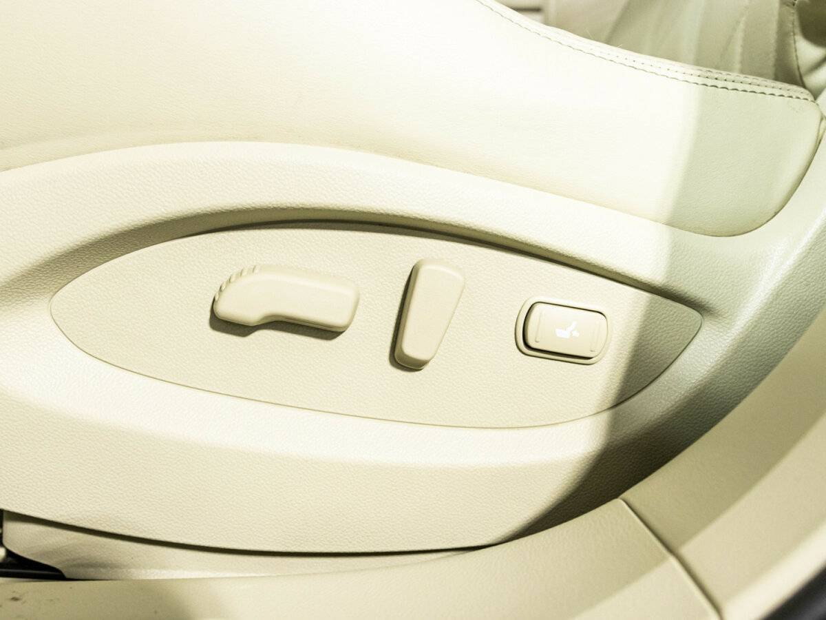 Купить Infiniti FX, 2012, 112 179 км.. Фото: #17