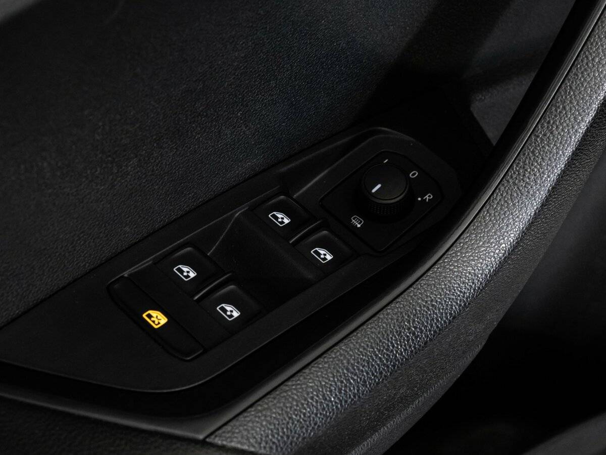 Купить Skoda Karoq, 2021, 95 902 км.. Фото: #14