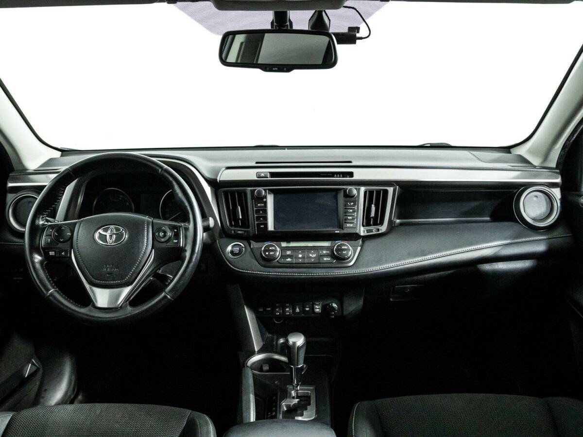 Купить Toyota RAV4, 2018, 232 356 км.. Фото: #12