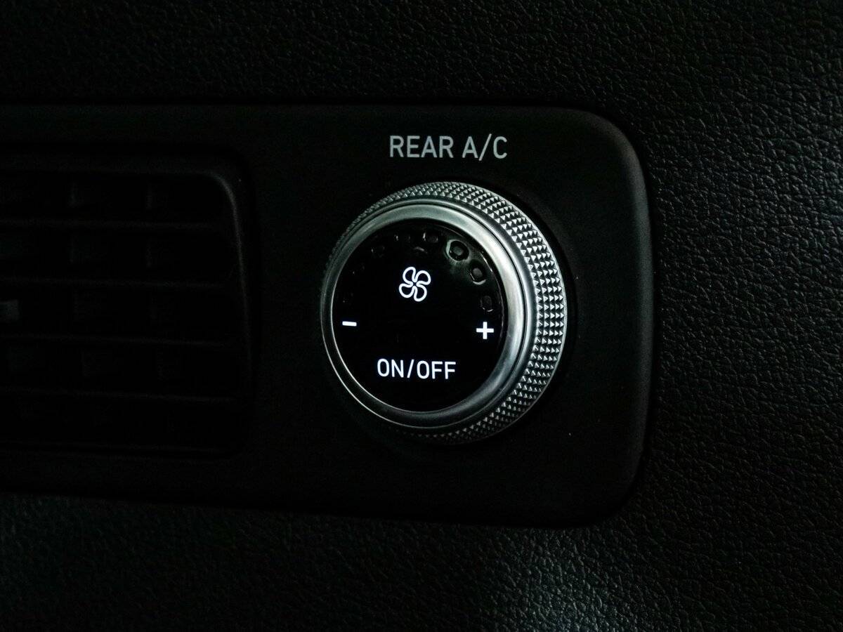 Купить Hyundai Santa Fe, 2018, 183 160 км.. Фото: #18