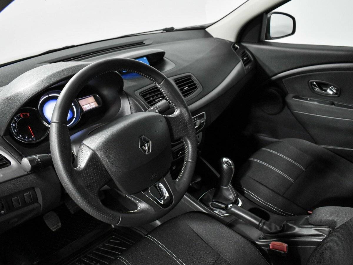 Купить Renault Fluence, 2013, 108 339 км.. Фото: #6