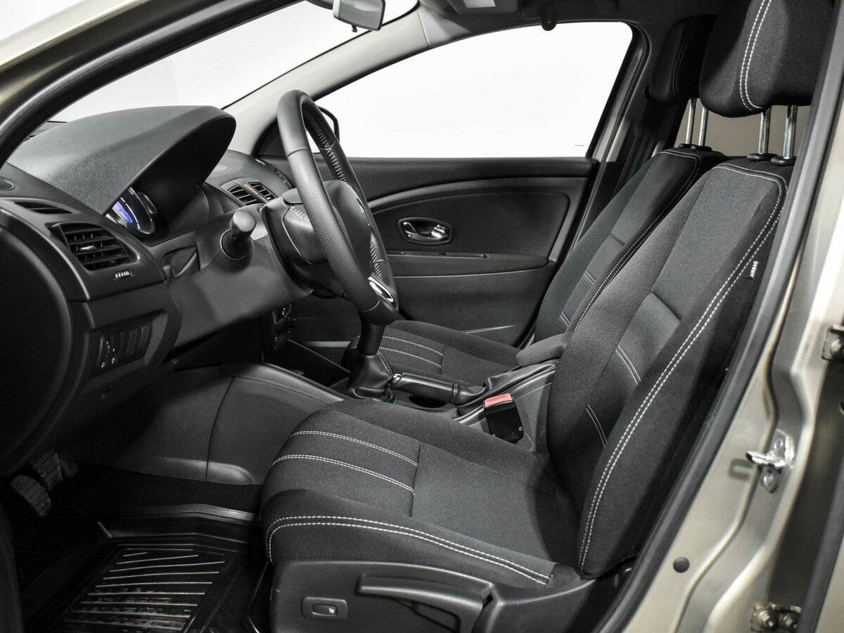 Купить Renault Fluence, 2013, 108 339 км.. Фото: #8