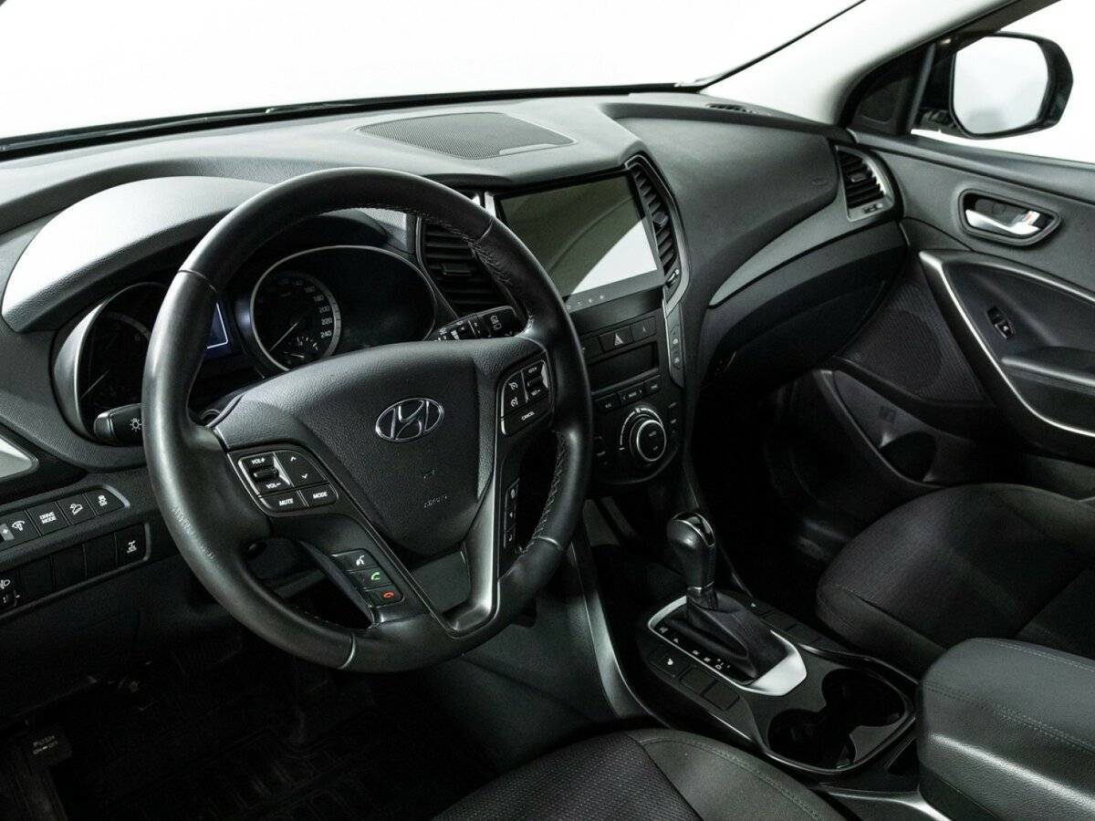 Купить Hyundai Santa Fe, 2018, 66 911 км.. Фото: #10