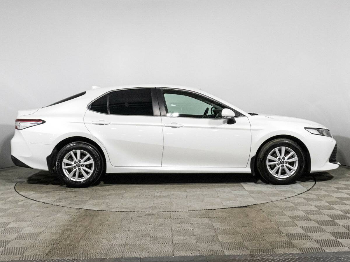 Купить Toyota Camry, 2020, 152 645 км.. Фото: #3