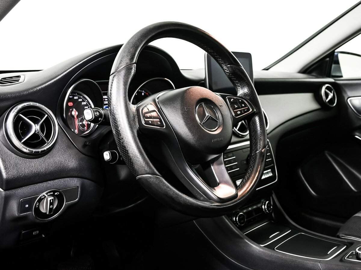 Купить Mercedes-Benz CLA, 2018, 122 001 км.. Фото: #11
