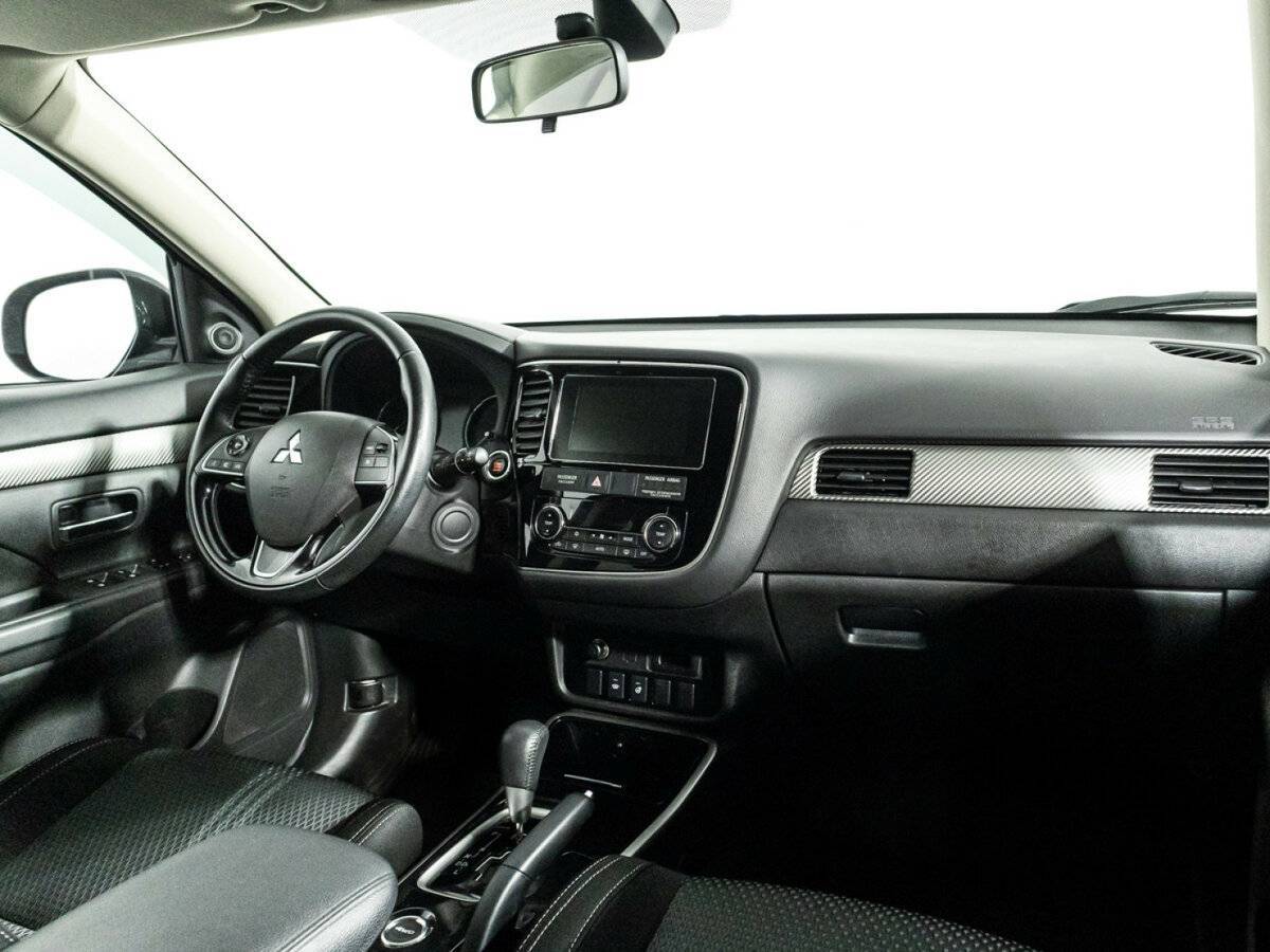 Купить Mitsubishi Outlander, 2018, 88 790 км.. Фото: #8