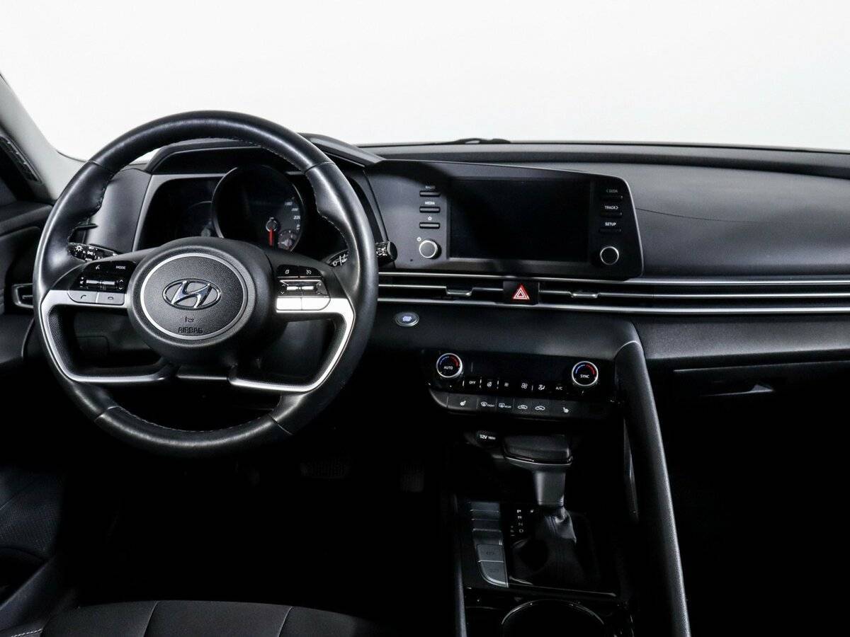 Купить Hyundai Elantra, 2021, 60 200 км.. Фото: #7