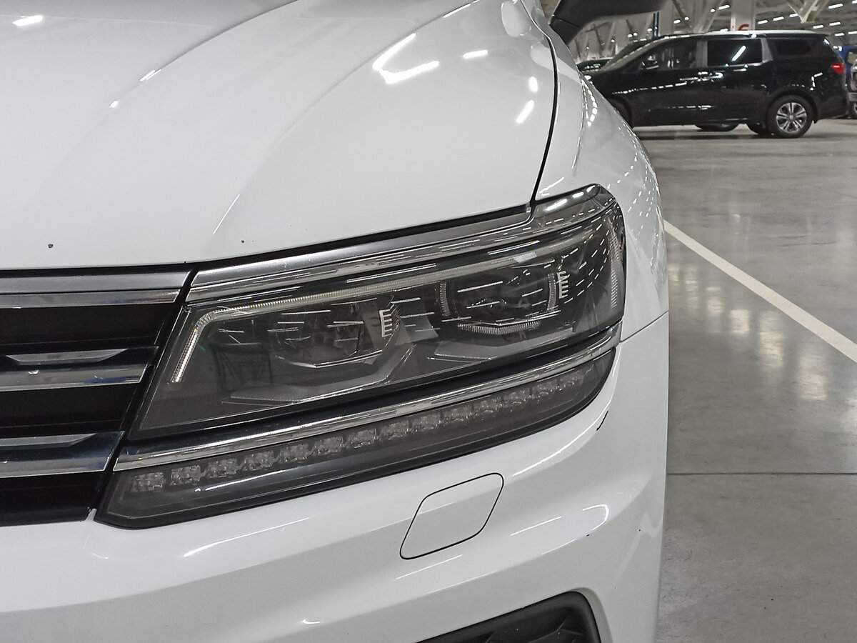 Купить Volkswagen Tiguan, 2018, 160 240 км.. Фото: #16
