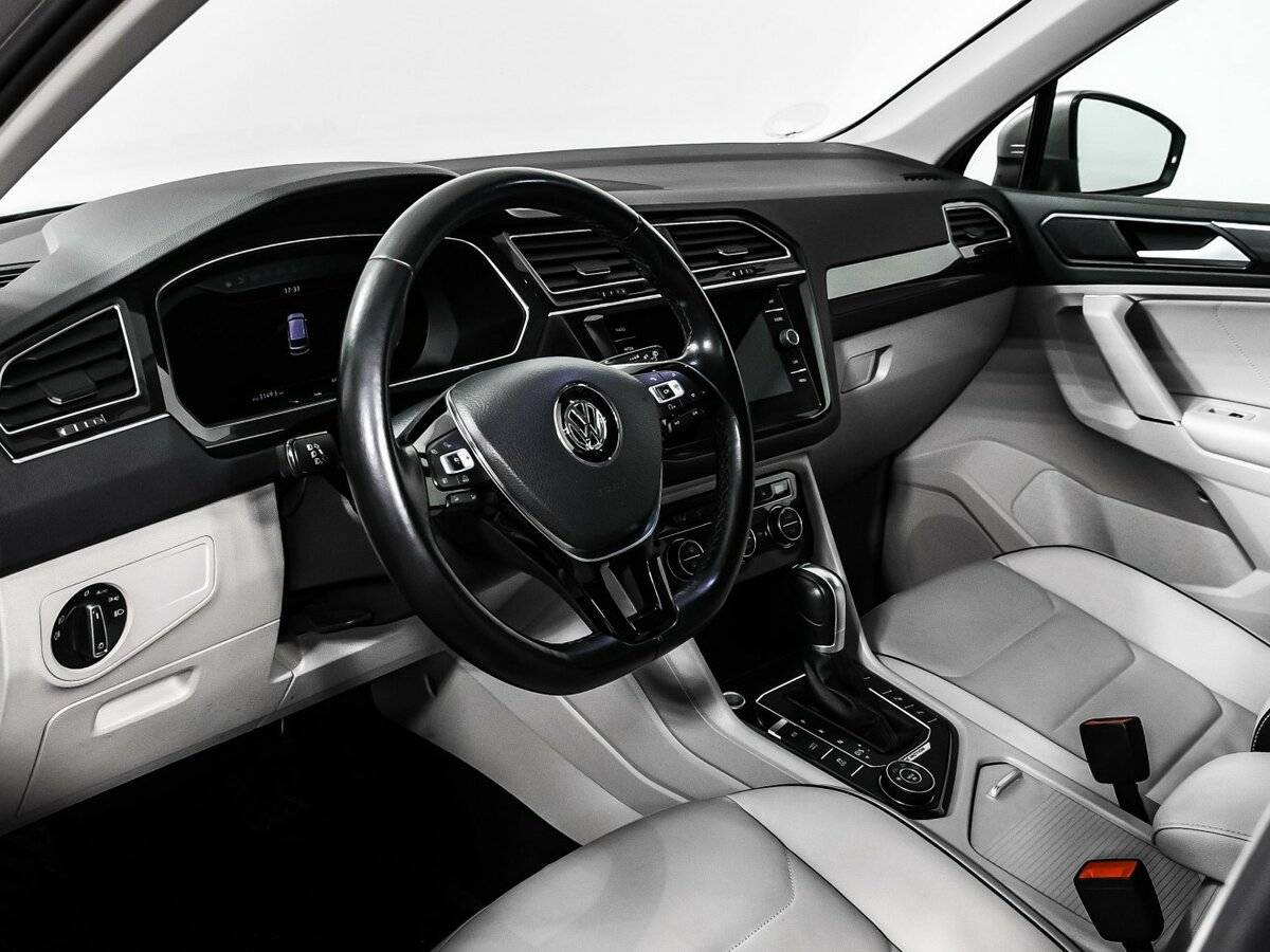 Купить Volkswagen Tiguan, 2017, 44 587 км.. Фото: #11