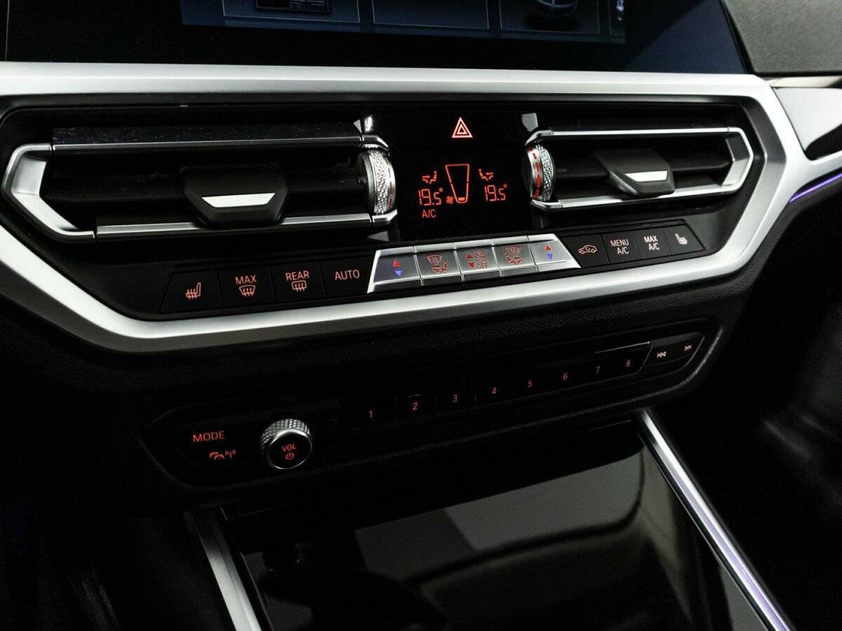 Купить BMW 3 серии, 2019, 97 540 км.. Фото: #19