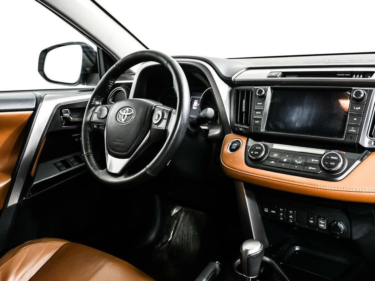 Купить Toyota RAV4, 2019, 65 120 км.. Фото: #8