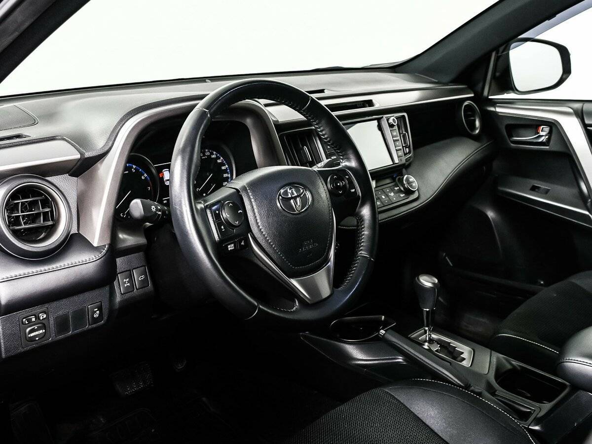 Купить Toyota RAV4, 2019, 40 636 км.. Фото: #11