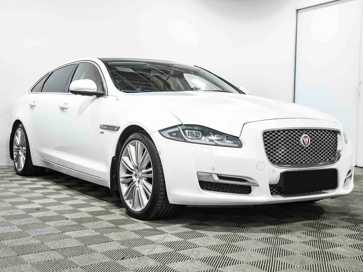 Купить Jaguar XJ, 2016, 118 568 км.. Фото: #2