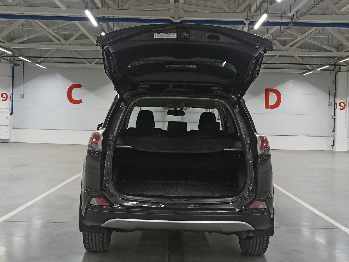 Купить Toyota RAV4, 2016, 221 837 км.. Фото: #9