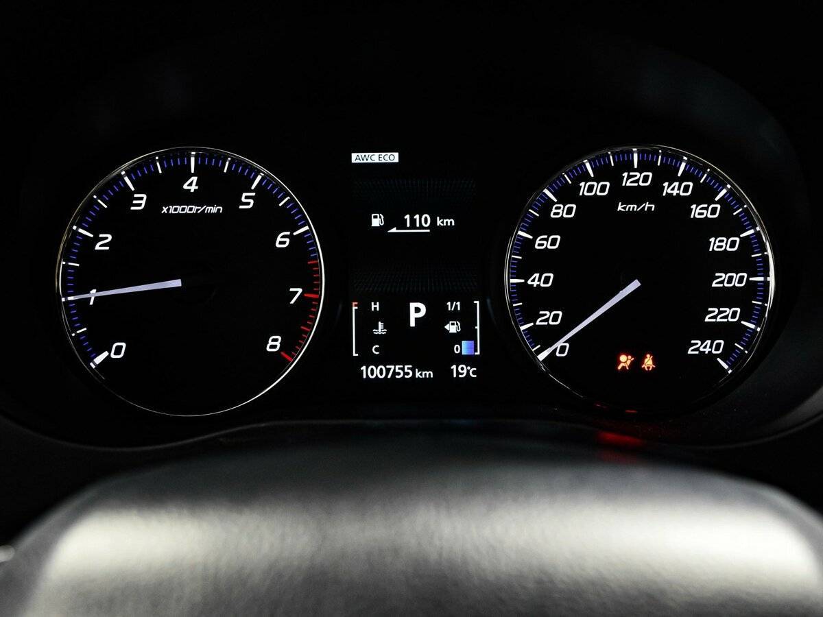 Купить Mitsubishi Outlander, 2020, 100 600 км.. Фото: #8