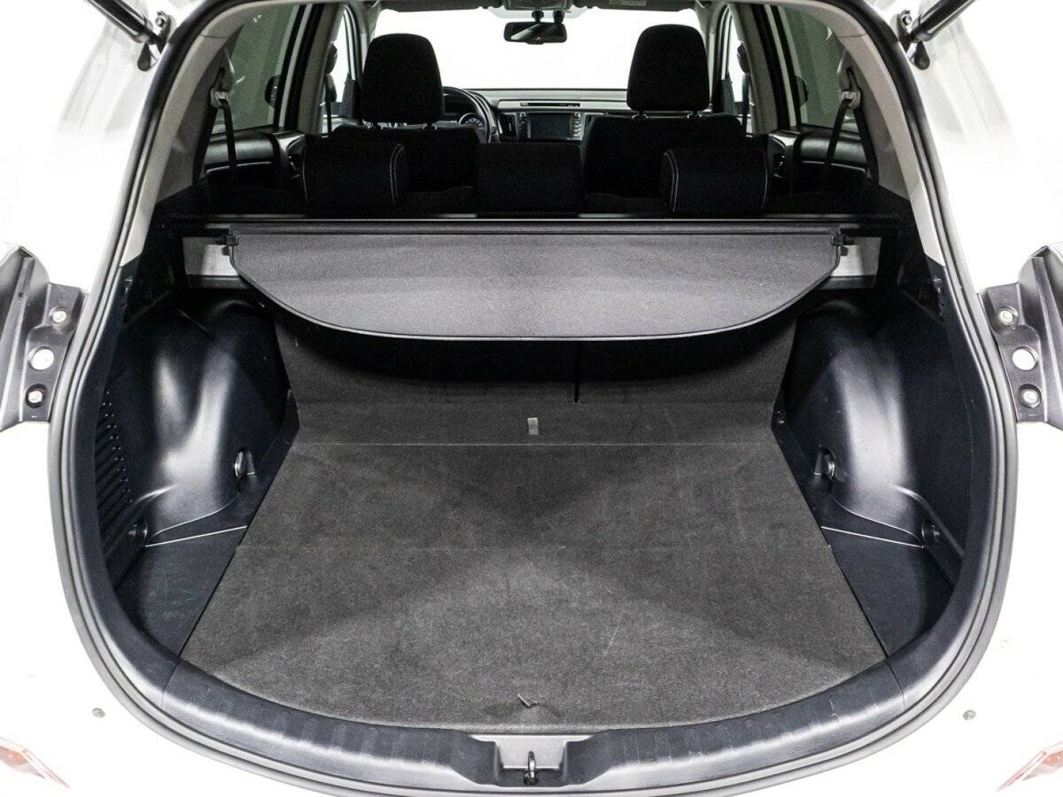 Купить Toyota RAV4, 2019, 82 649 км.. Фото: #14