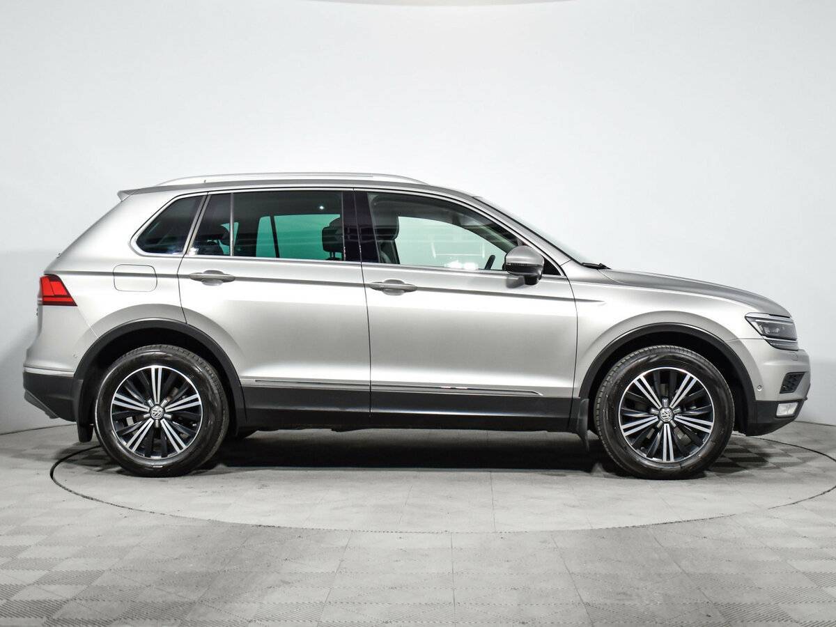 Купить Volkswagen Tiguan, 2017, 124 553 км.. Фото: #3