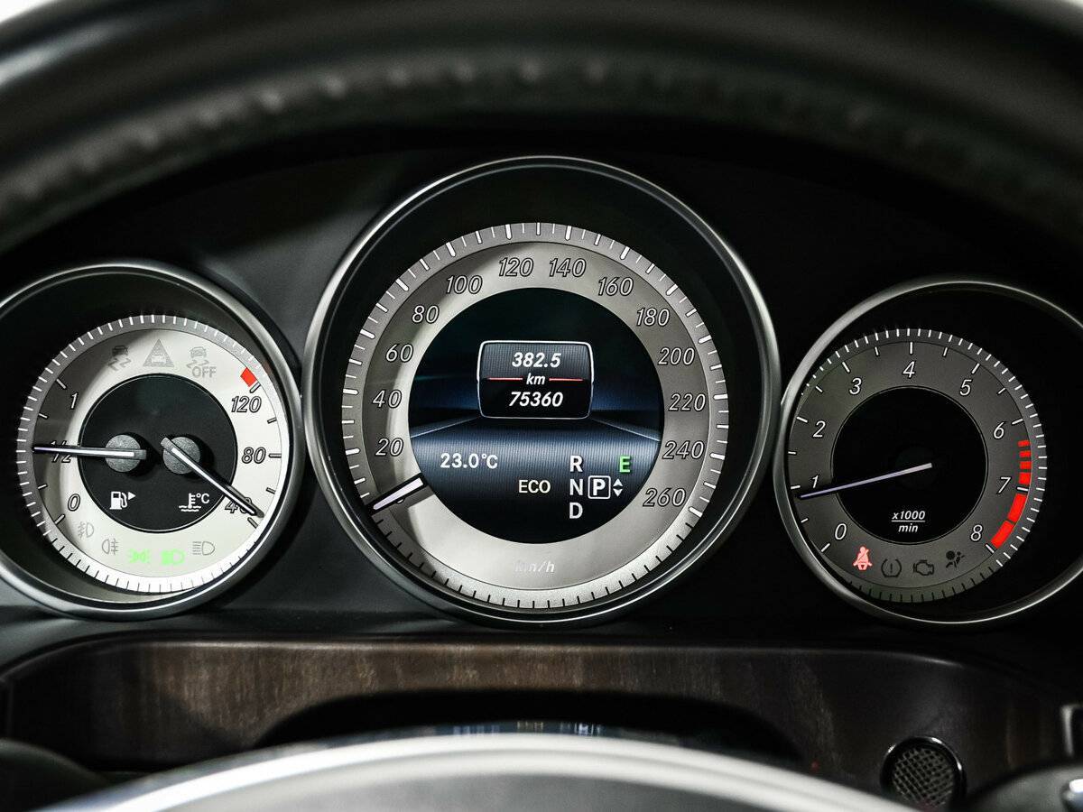 Купить Mercedes-Benz E-Класс, 2014, 75 341 км.. Фото: #9