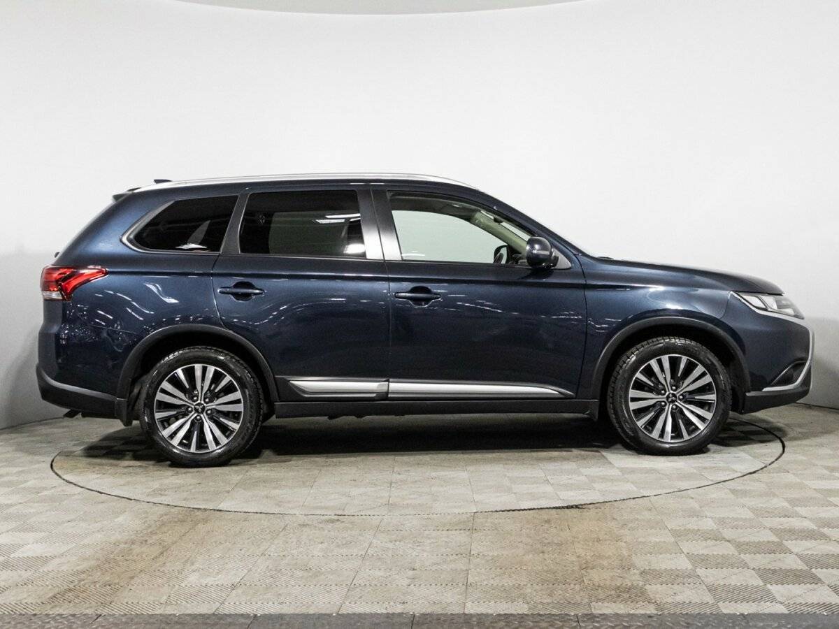 Купить Mitsubishi Outlander, 2018, 121 456 км.. Фото: #3