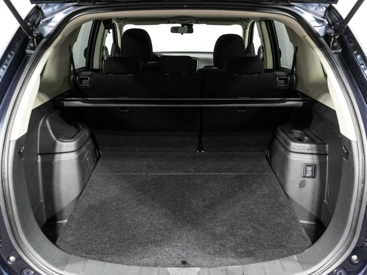 Купить Mitsubishi Outlander, 2018, 121 456 км.. Фото: #13