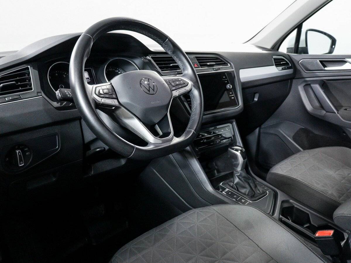 Купить Volkswagen Tiguan, 2021, 21 000 км.. Фото: #13