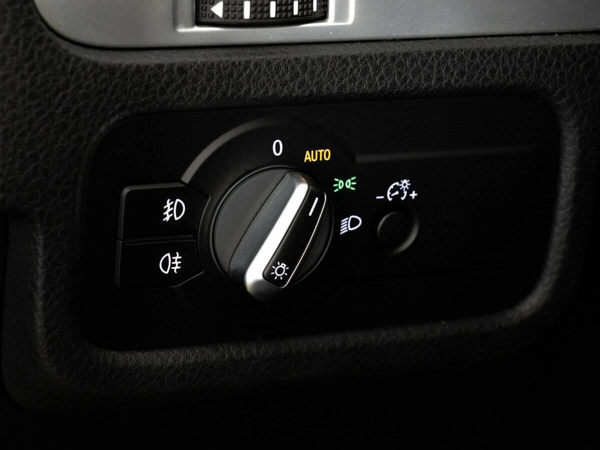 Купить Volkswagen Touareg, 2015, 224 931 км.. Фото: #21