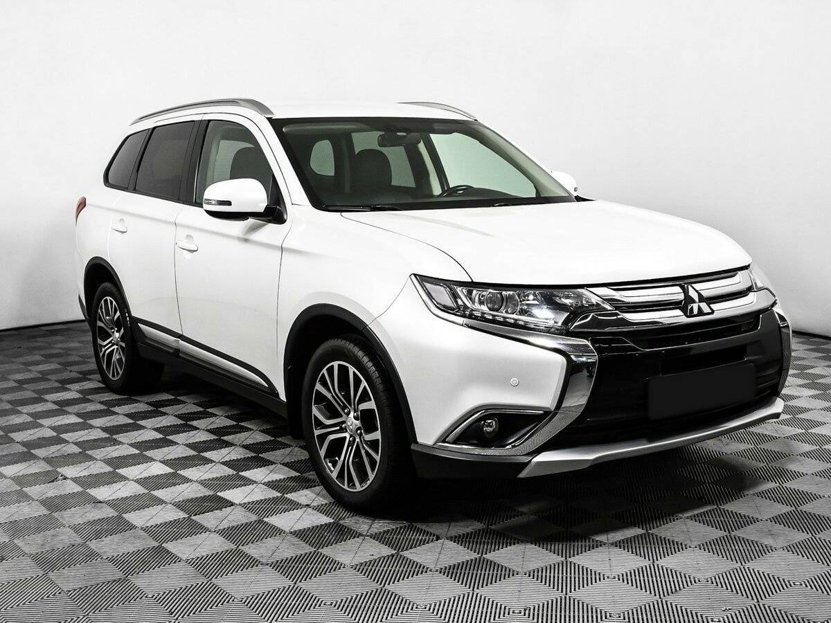 Купить Mitsubishi Outlander, 2017, 72 468 км.. Фото: #2