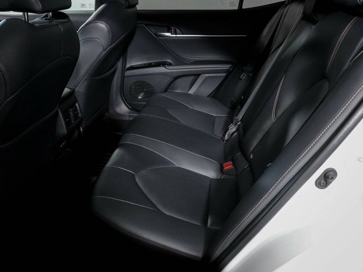 Купить Toyota Camry, 2019, 88 223 км.. Фото: #9