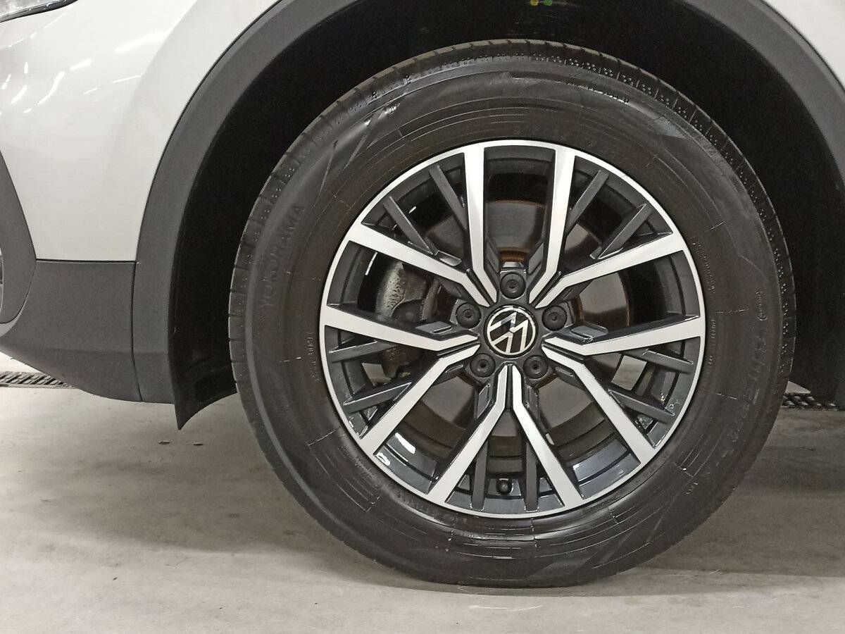 Купить Volkswagen Tiguan, 2021, 92 550 км.. Фото: #17