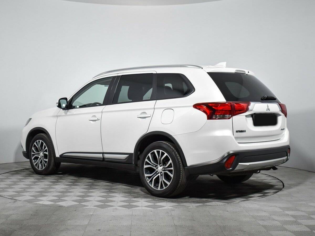 Купить Mitsubishi Outlander, 2018, 69 473 км.. Фото: #6