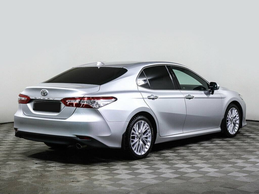 Купить Toyota Camry, 2018, 100 348 км.. Фото: #3