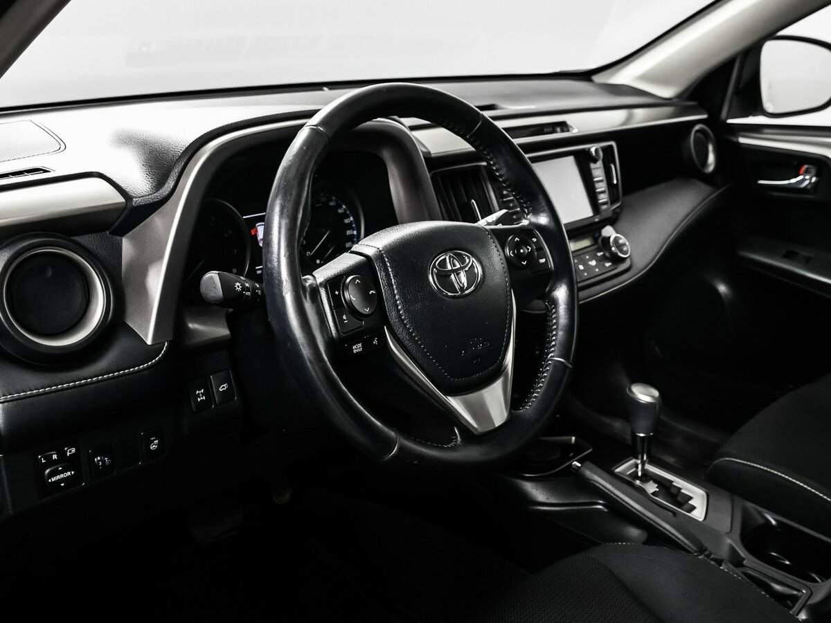 Купить Toyota RAV4, 2017, 118 617 км.. Фото: #11