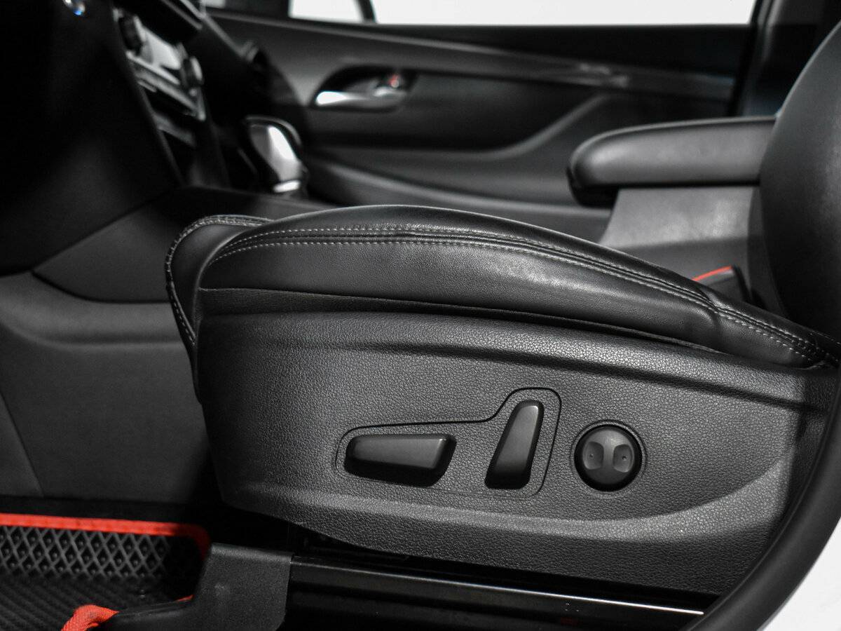 Купить Hyundai Santa Fe, 2018, 107 000 км.. Фото: #9