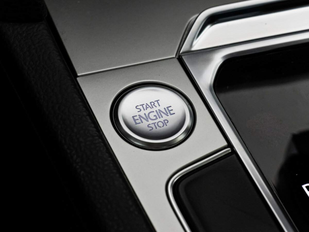 Купить Volkswagen Passat, 2018, 107 332 км.. Фото: #15