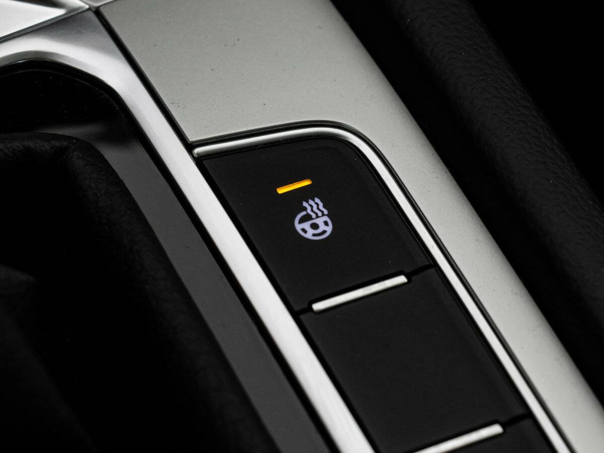 Купить Volkswagen Passat, 2018, 107 332 км.. Фото: #16