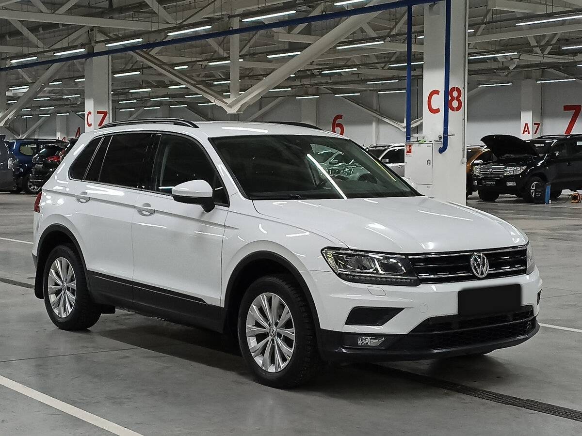 Купить Volkswagen Tiguan, 2019, 120 004 км.. Фото: #2