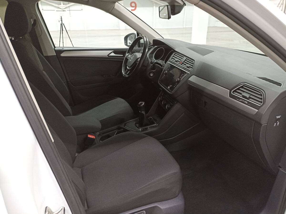 Купить Volkswagen Tiguan, 2019, 120 004 км.. Фото: #10