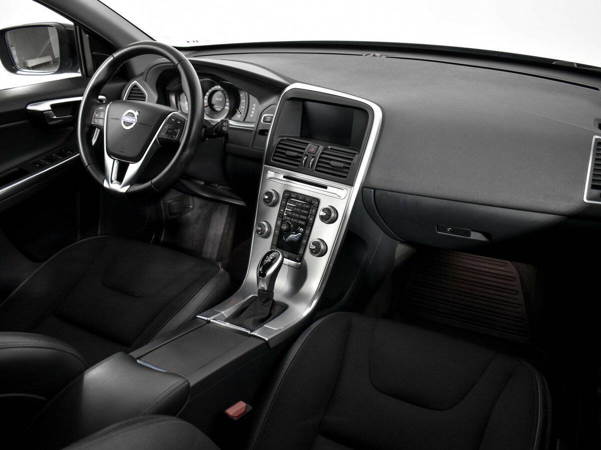 Купить Volvo XC60, 2017, 135 900 км.. Фото: #8