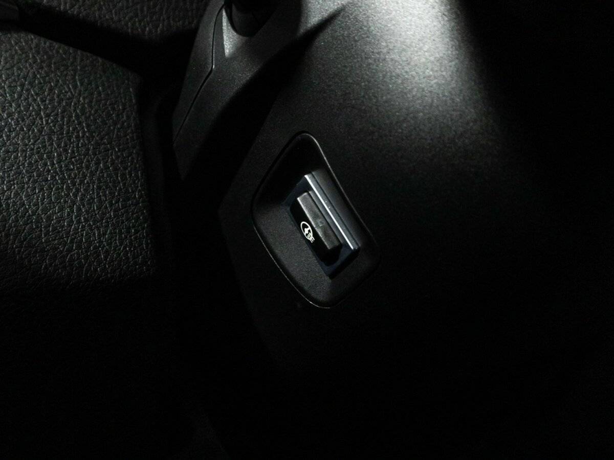 Купить BMW 3 серии, 2017, 56 783 км.. Фото: #17