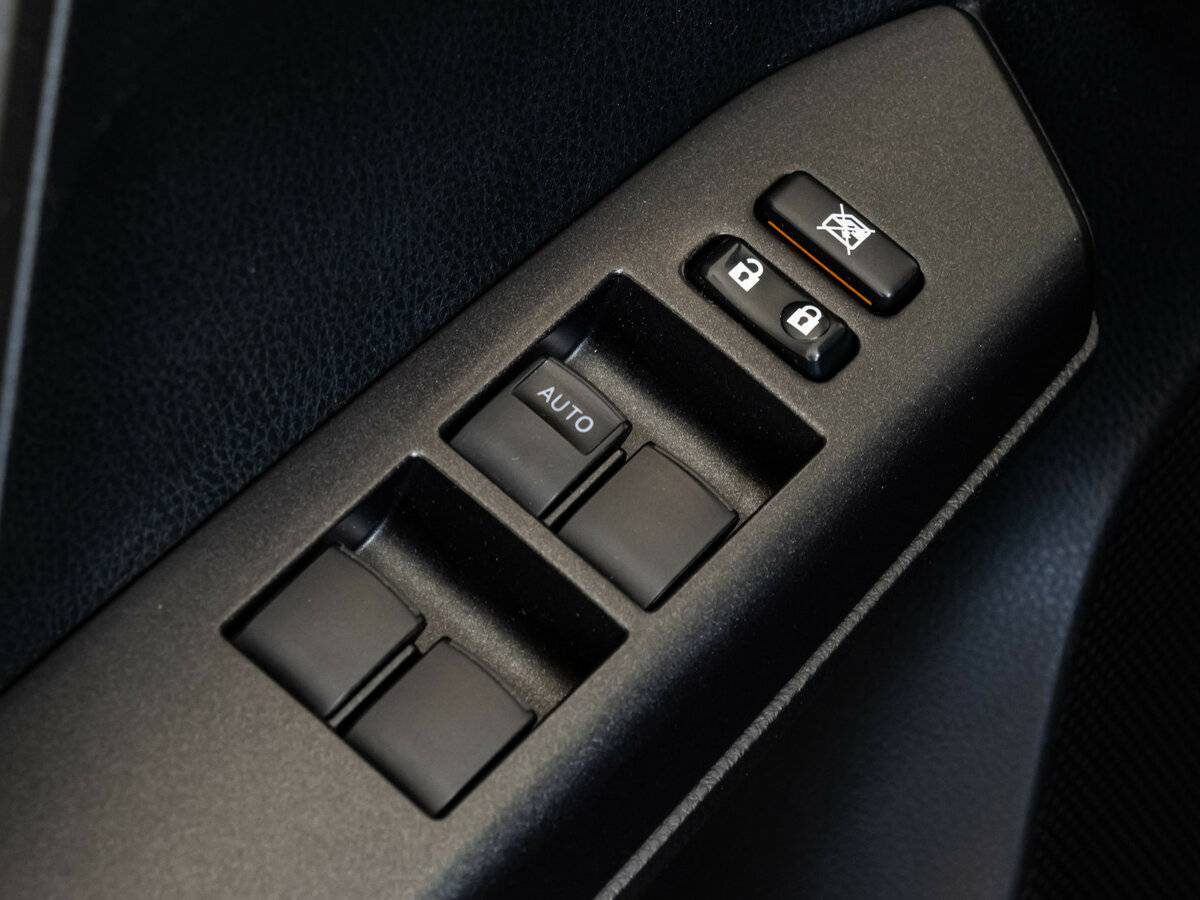 Купить Toyota RAV4, 2016, 121 821 км.. Фото: #16