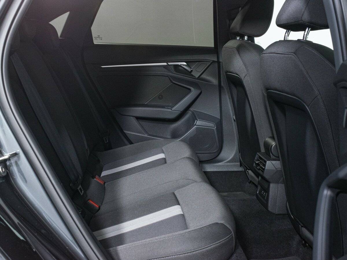 Купить Audi A3, 2021, 49 419 км.. Фото: #9