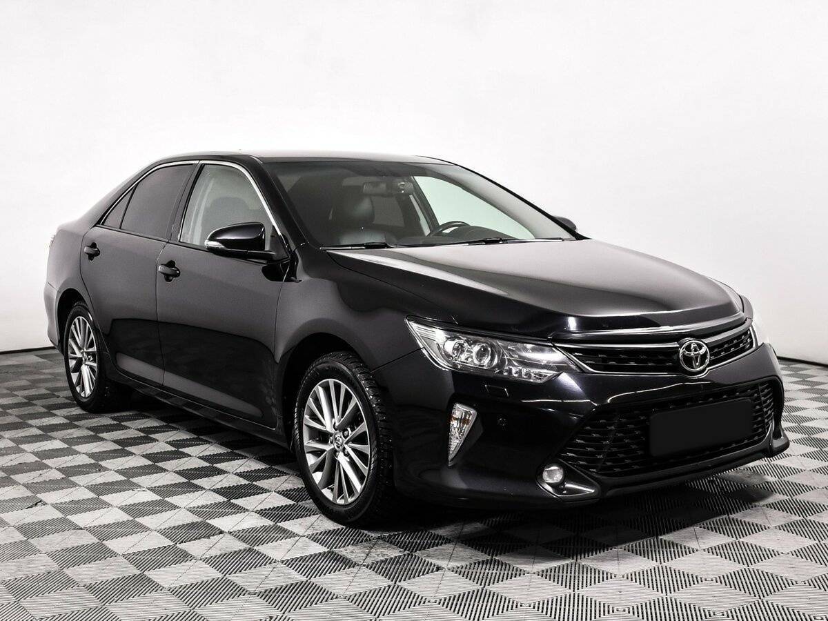Купить Toyota Camry, 2017, 131 335 км.. Фото: #2