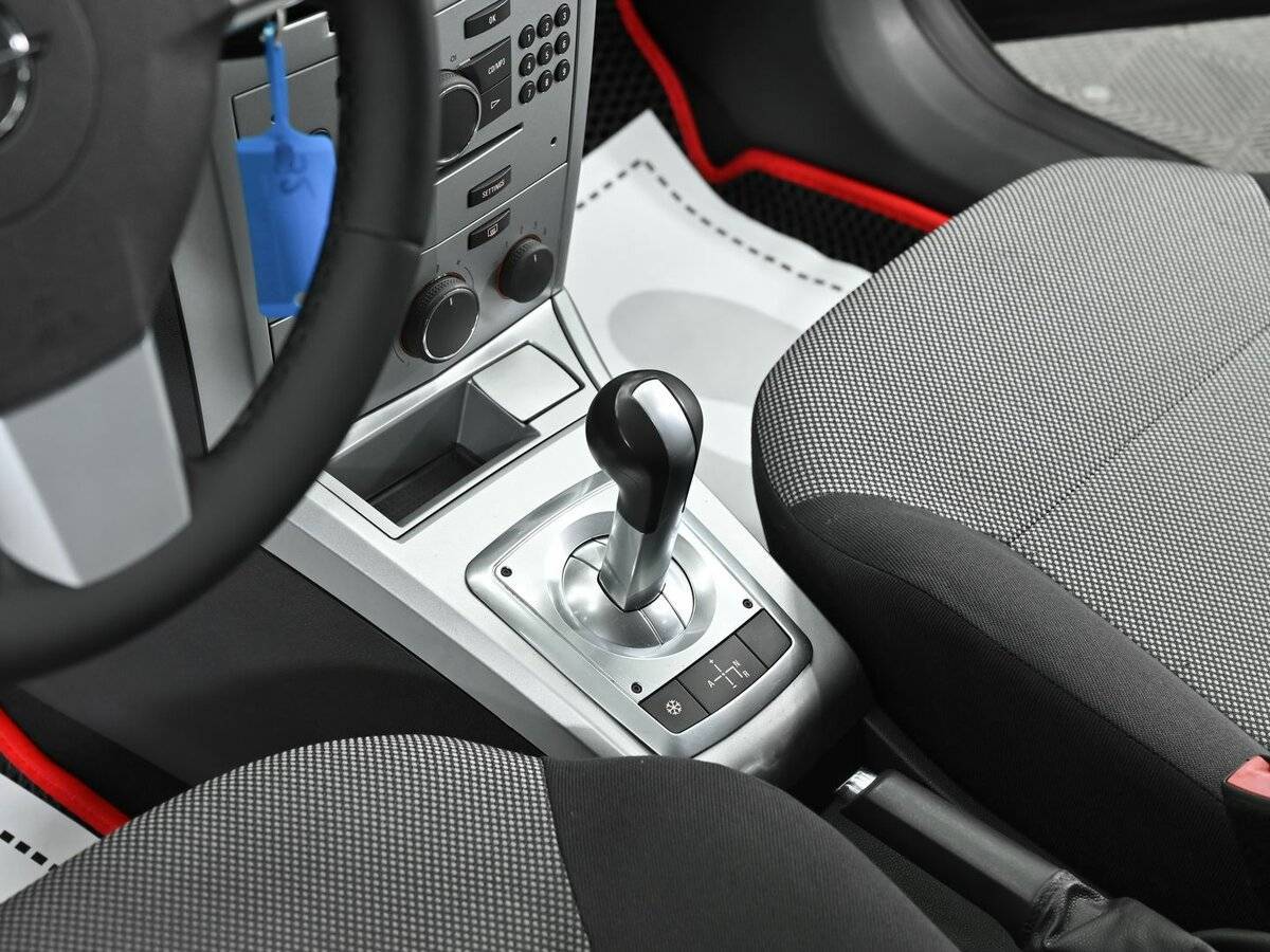 Купить Опель Астра, 2012, 159 000 км.. Фото: #9