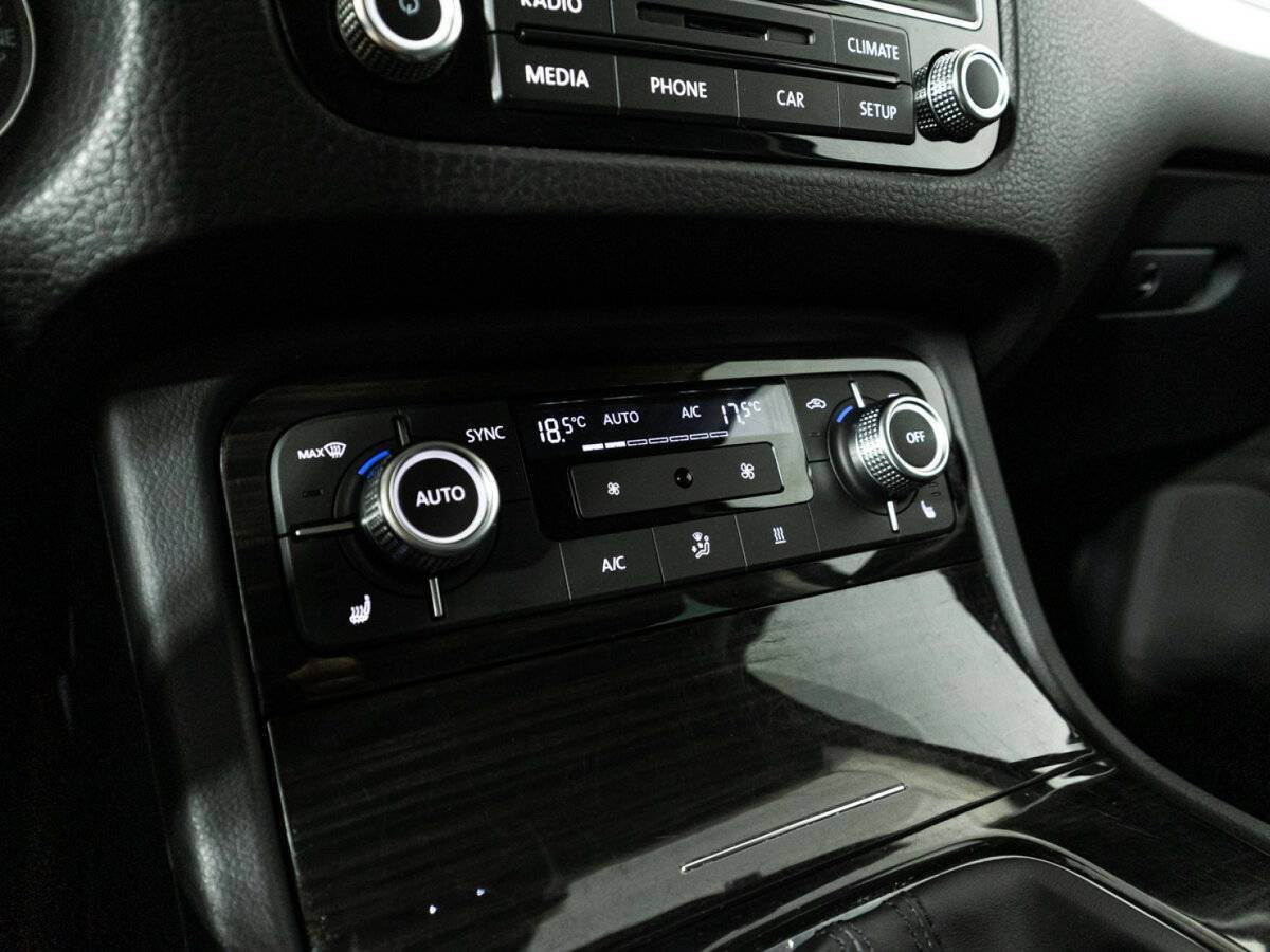 Купить Volkswagen Touareg, 2016, 188 893 км.. Фото: #19