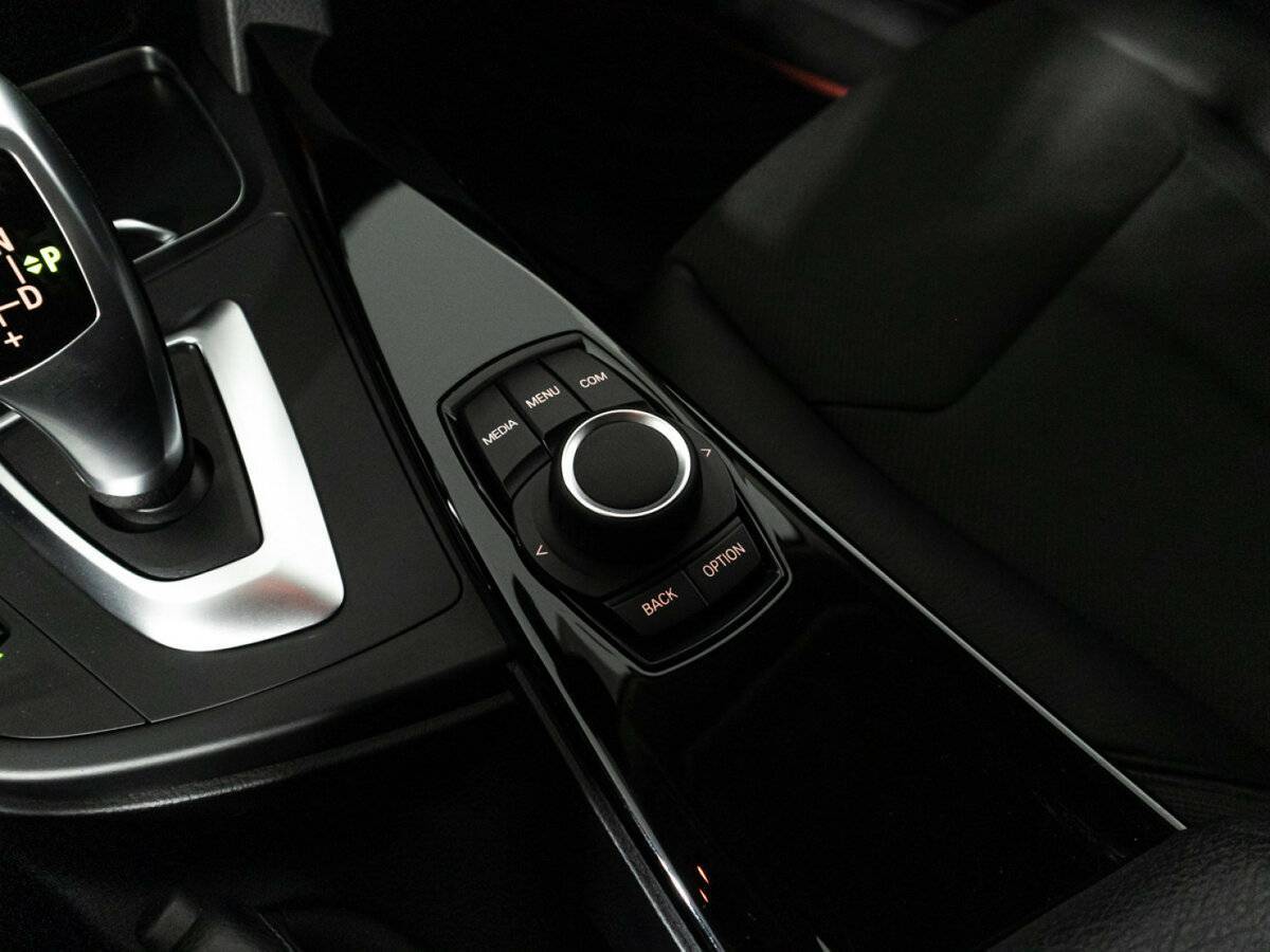 Купить BMW 3 серии, 2018, 46 831 км.. Фото: #17