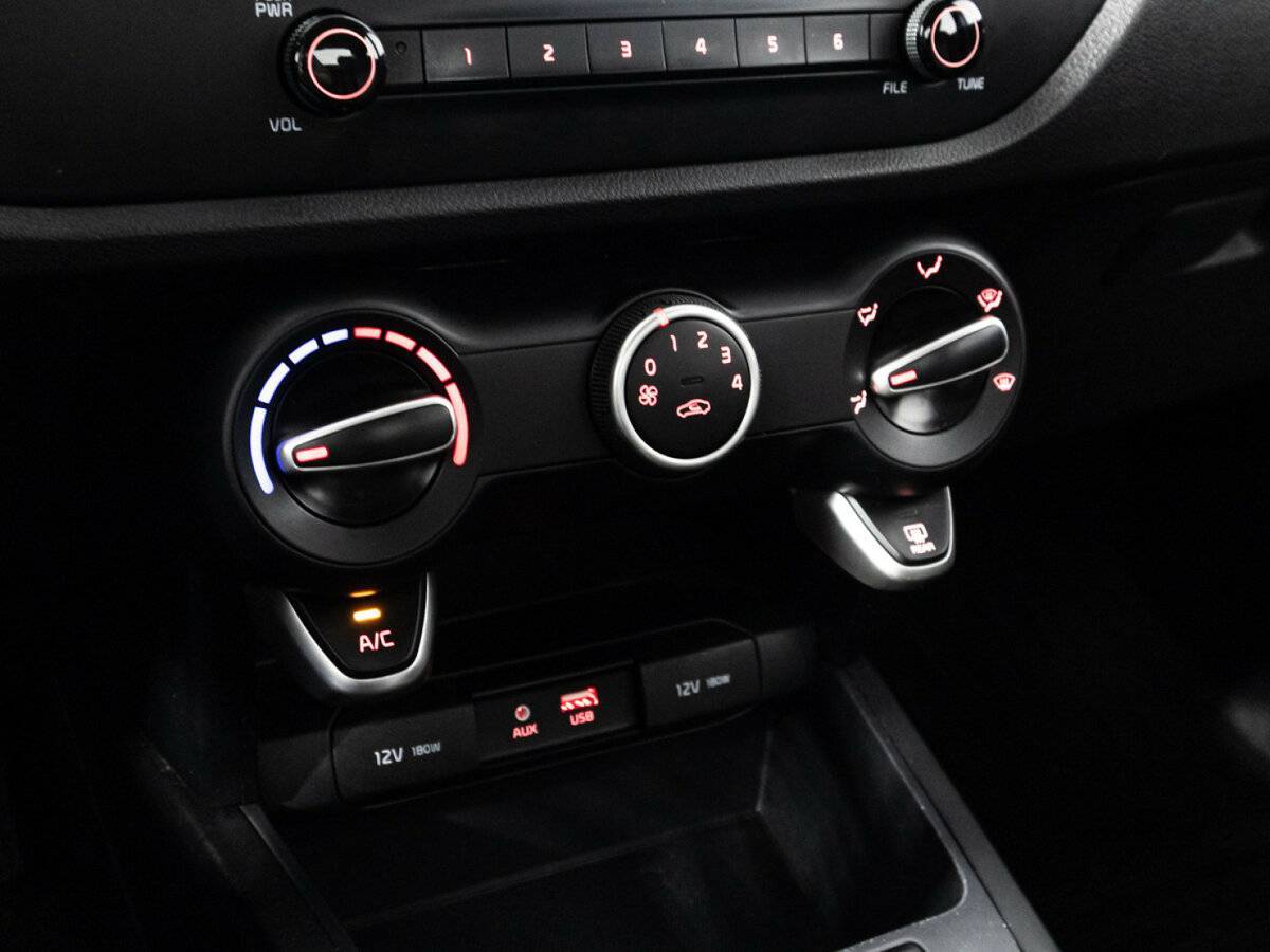 Купить Киа Рио, 2019, 81 706 км.. Фото: #14