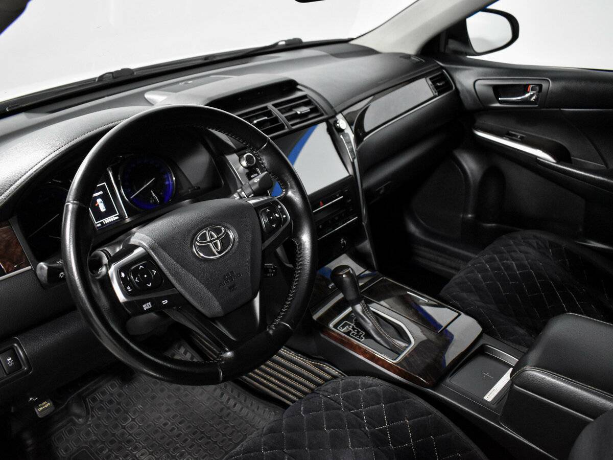 Купить Toyota Camry, 2018, 130 684 км.. Фото: #8