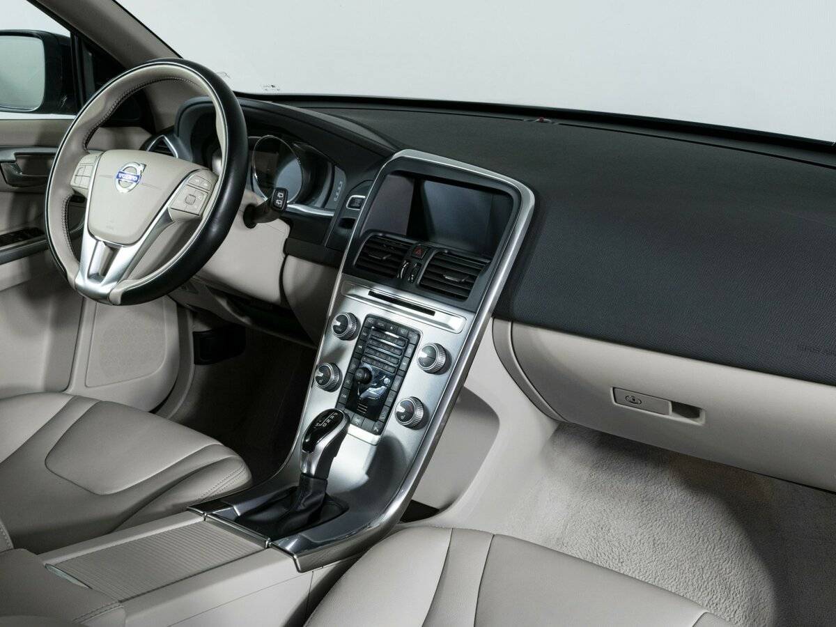Купить Volvo XC60, 2016, 65 556 км.. Фото: #10