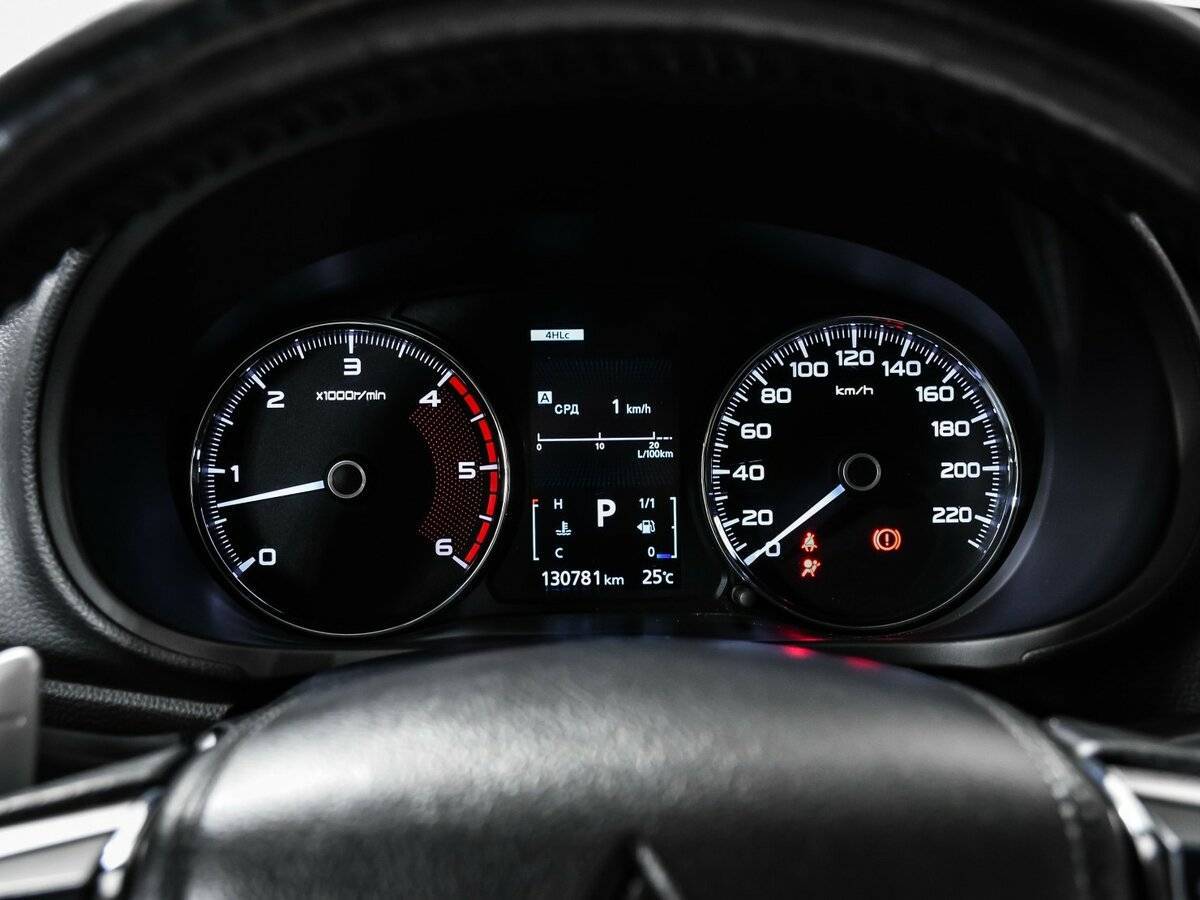 Купить Mitsubishi Pajero Sport, 2017, 130 600 км.. Фото: #9