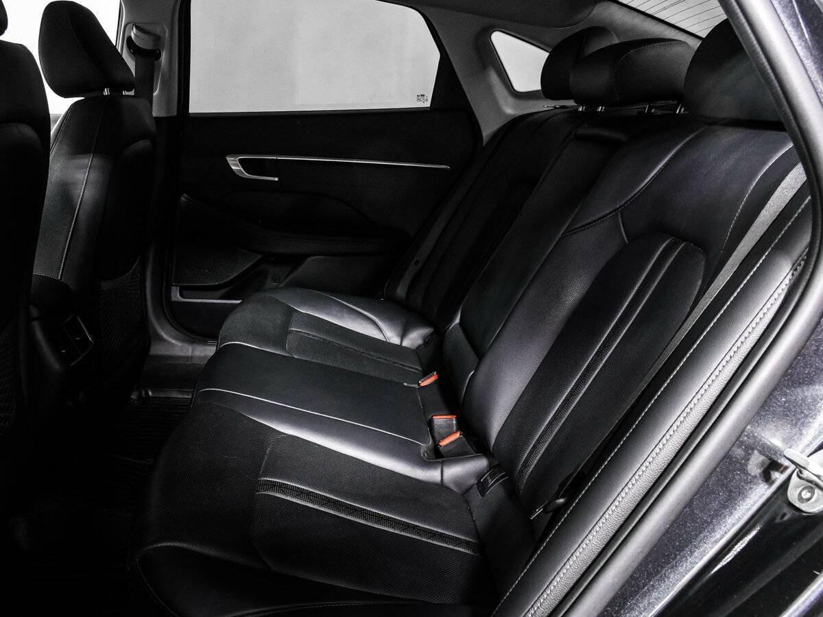 Купить Hyundai Sonata, 2020, 84 300 км.. Фото: #11
